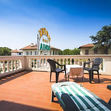 Hotel Sonia 3*