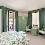Sonia 3* Forte dei Marmi